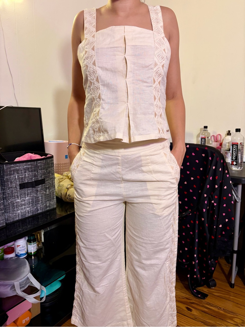 🤍 Amiani Embroidered Matching Resort Set